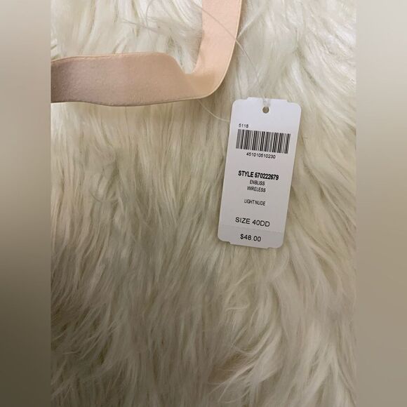 Soma Envliss white wireless bra size 40DD - Picture 4 of 4